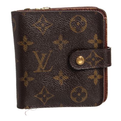 what's in my louis vuitton zippy compact wallet